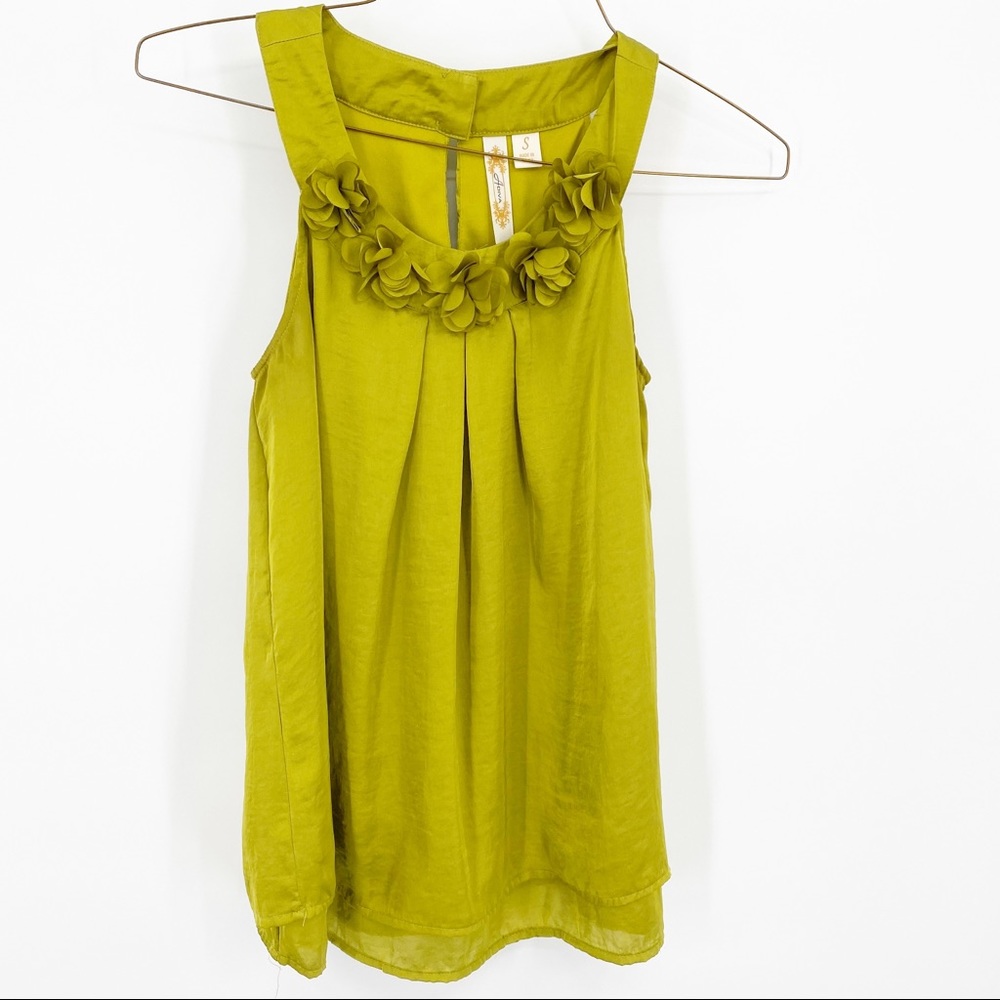 ADIVA Sleeveless Blouse Flower Petal Accent Neck